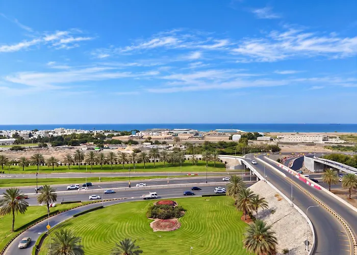 Golden Tulip Muscat